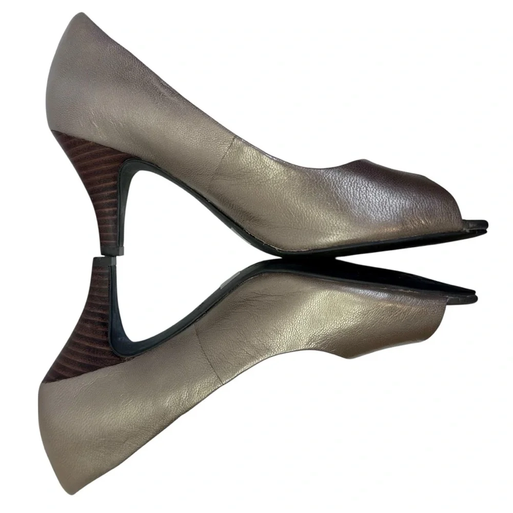 Clarks Metallic Gold Open-Toe Leather Pumps Size 6.5 - Picture 6 of 11